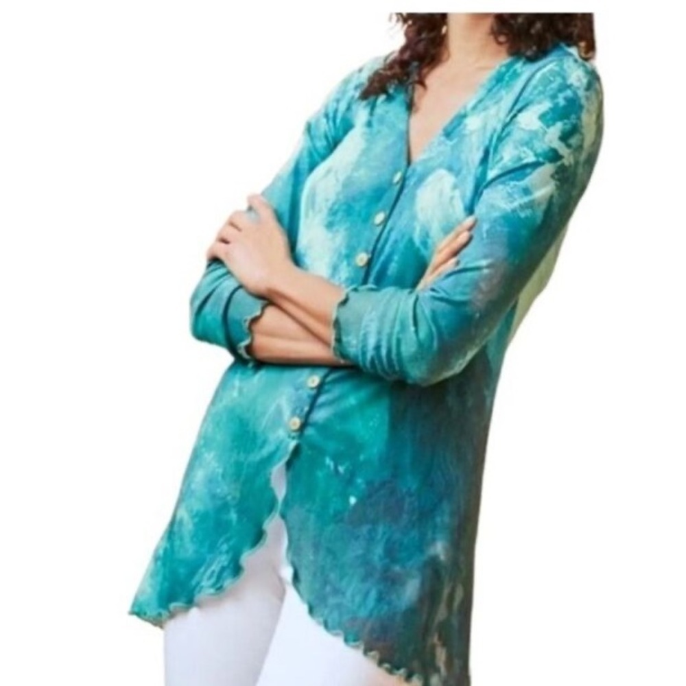Soft Surroundings Petite Medium Abstract Aqua V neck Button Detail Hi Lo Tunic